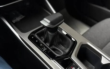 Geely Emgrand, 2023 год, 1 350 000 рублей, 11 фотография
