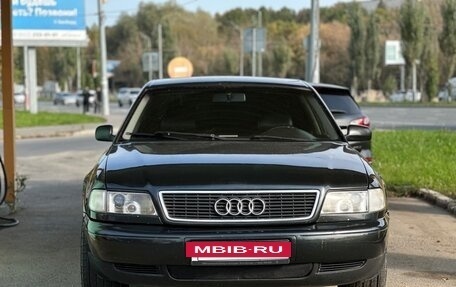 Audi A8, 1997 год, 1 000 000 рублей, 6 фотография