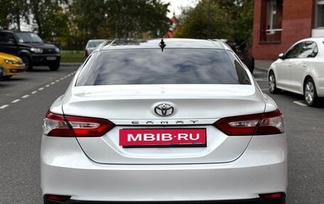 Toyota Camry, 2020 год, 2 680 000 рублей, 4 фотография