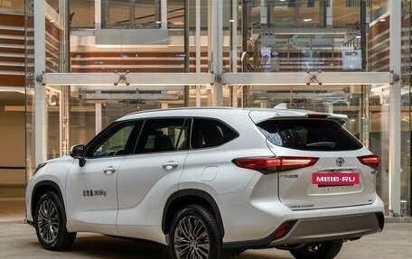 Toyota Highlander, 2026 год, 5 490 000 рублей, 4 фотография