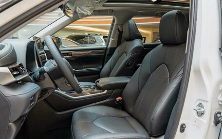 Toyota Highlander, 2026 год, 5 490 000 рублей, 11 фотография