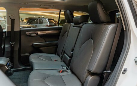 Toyota Highlander, 2026 год, 5 490 000 рублей, 24 фотография