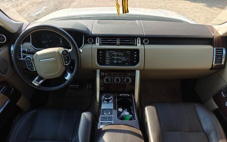 Land Rover Range Rover IV рестайлинг, 2014 год, 3 500 000 рублей, 4 фотография