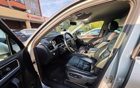 Volkswagen Touareg III, 2010 год, 1 900 000 рублей, 12 фотография