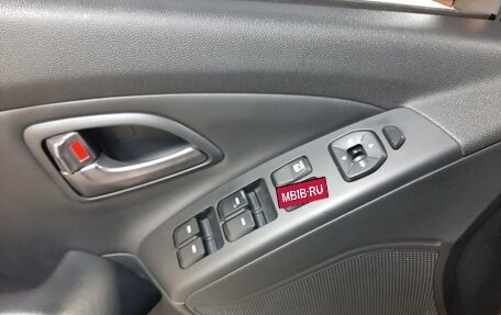 Hyundai ix35 I рестайлинг, 2013 год, 1 211 000 рублей, 18 фотография