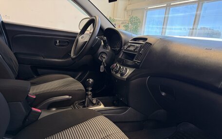 Hyundai Elantra IV, 2010 год, 650 000 рублей, 9 фотография