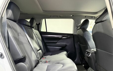 Toyota Highlander, 2025 год, 5 299 000 рублей, 12 фотография