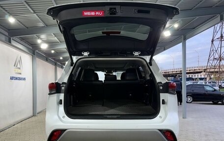 Toyota Highlander, 2025 год, 5 299 000 рублей, 9 фотография