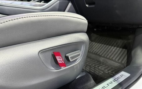 Toyota Highlander, 2025 год, 5 299 000 рублей, 19 фотография