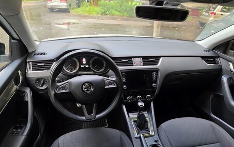 Skoda Octavia, 2017 год, 2 000 000 рублей, 10 фотография