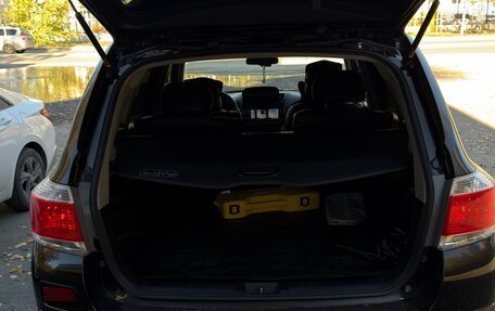 Toyota Highlander III, 2013 год, 2 200 000 рублей, 6 фотография