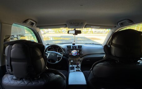 Toyota Highlander III, 2013 год, 2 200 000 рублей, 11 фотография