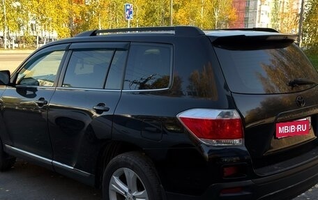 Toyota Highlander III, 2013 год, 2 200 000 рублей, 8 фотография