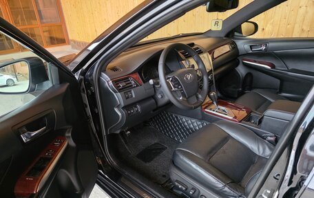 Toyota Camry, 2013 год, 1 630 000 рублей, 4 фотография