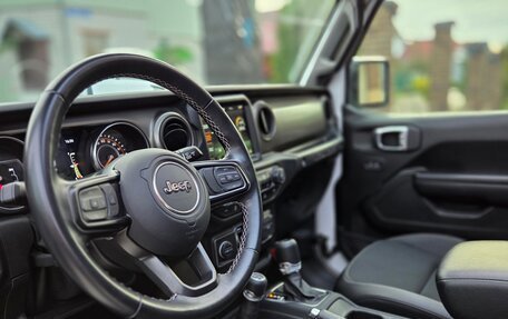 Jeep Wrangler, 2021 год, 4 690 000 рублей, 13 фотография