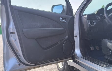 Mitsubishi Outlander III рестайлинг 3, 2003 год, 550 000 рублей, 26 фотография