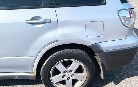Mitsubishi Outlander III рестайлинг 3, 2003 год, 550 000 рублей, 19 фотография