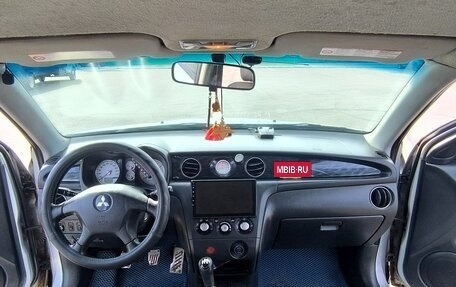 Mitsubishi Outlander III рестайлинг 3, 2003 год, 550 000 рублей, 36 фотография