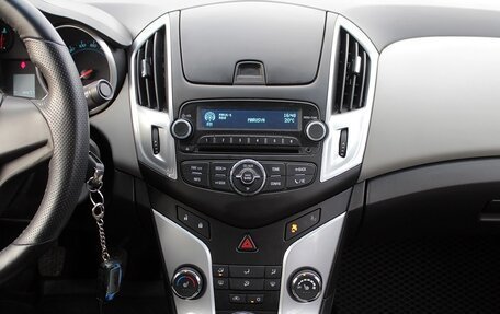 Chevrolet Cruze II, 2015 год, 899 000 рублей, 8 фотография