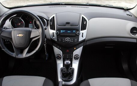 Chevrolet Cruze II, 2015 год, 899 000 рублей, 7 фотография
