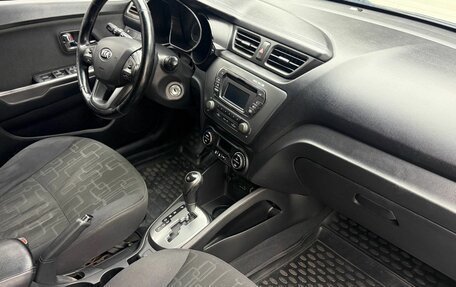 KIA Rio III рестайлинг, 2013 год, 870 000 рублей, 19 фотография