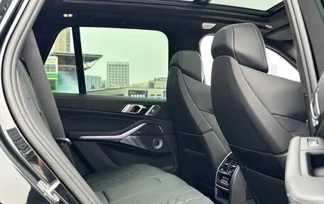 BMW X5 M, 2023 год, 15 000 077 рублей, 13 фотография