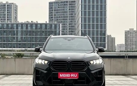 BMW X5 M, 2023 год, 15 000 077 рублей, 2 фотография