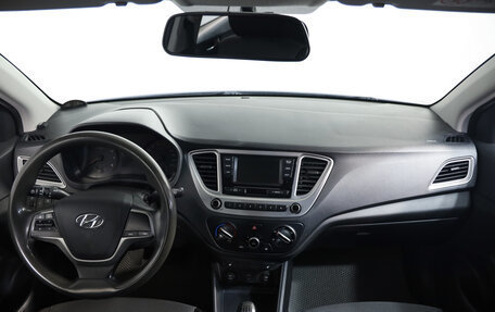 Hyundai Solaris II рестайлинг, 2019 год, 899 777 рублей, 10 фотография