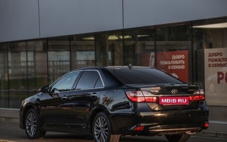 Toyota Camry, 2016 год, 1 899 000 рублей, 8 фотография