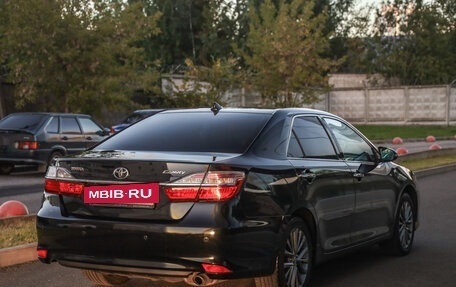 Toyota Camry, 2016 год, 1 899 000 рублей, 6 фотография