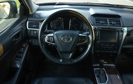 Toyota Camry, 2016 год, 1 899 000 рублей, 12 фотография