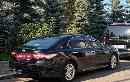 Toyota Camry, 2019 год, 2 547 000 рублей, 3 фотография