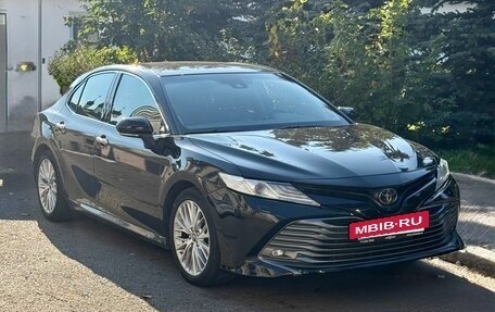 Toyota Camry, 2019 год, 2 547 000 рублей, 4 фотография