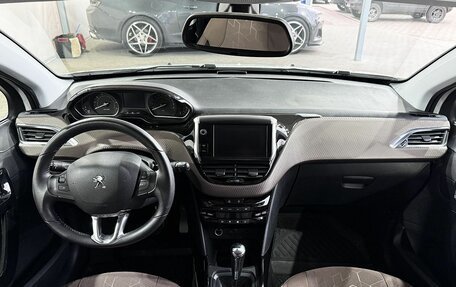 Peugeot 2008 II, 2014 год, 1 049 000 рублей, 10 фотография