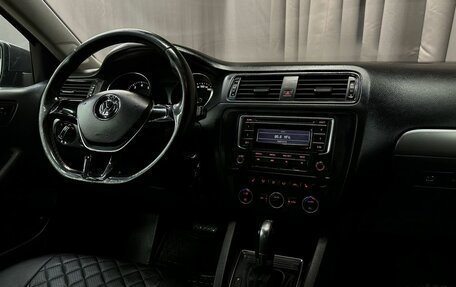 Volkswagen Jetta VI, 2015 год, 849 777 рублей, 9 фотография