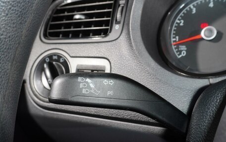 Volkswagen Polo VI (EU Market), 2017 год, 948 000 рублей, 13 фотография