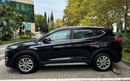 Hyundai Tucson III, 2017 год, 2 390 000 рублей, 3 фотография