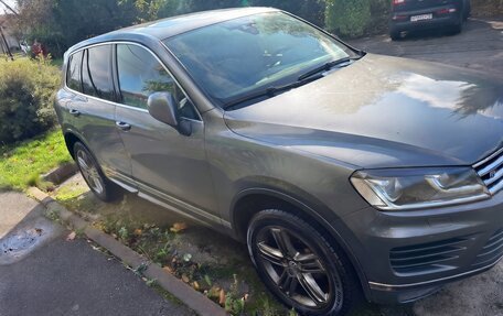 Volkswagen Touareg III, 2015 год, 3 850 000 рублей, 4 фотография
