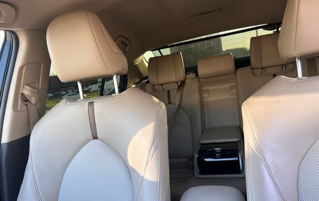 Toyota Camry, 2018 год, 3 300 000 рублей, 4 фотография