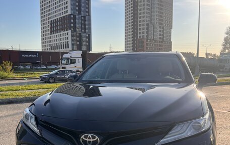 Toyota Camry, 2018 год, 3 300 000 рублей, 13 фотография