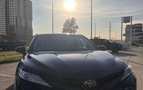 Toyota Camry, 2018 год, 3 300 000 рублей, 12 фотография