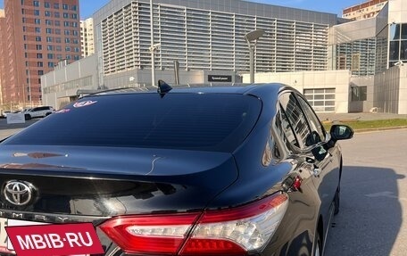 Toyota Camry, 2018 год, 3 300 000 рублей, 15 фотография