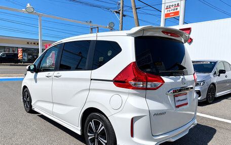 Honda Freed II, 2021 год, 1 020 000 рублей, 6 фотография