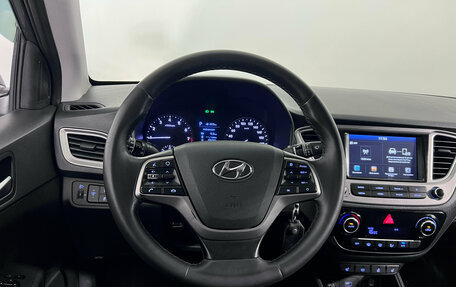 Hyundai Solaris II рестайлинг, 2019 год, 1 360 000 рублей, 12 фотография