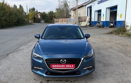 Mazda Axela, 2016 год, 1 200 000 рублей, 2 фотография