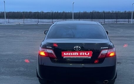 Toyota Camry, 2007 год, 860 000 рублей, 2 фотография