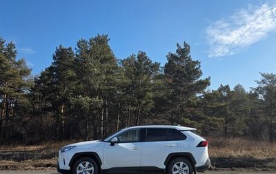 Toyota RAV4, 2020 год, 3 100 000 рублей, 1 фотография