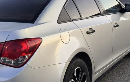 Chevrolet Cruze II, 2010 год, 720 000 рублей, 6 фотография