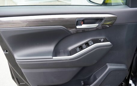 Toyota Highlander, 2026 год, 5 350 000 рублей, 10 фотография