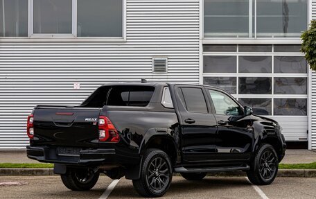 Toyota Hilux VIII, 2022 год, 5 095 000 рублей, 6 фотография